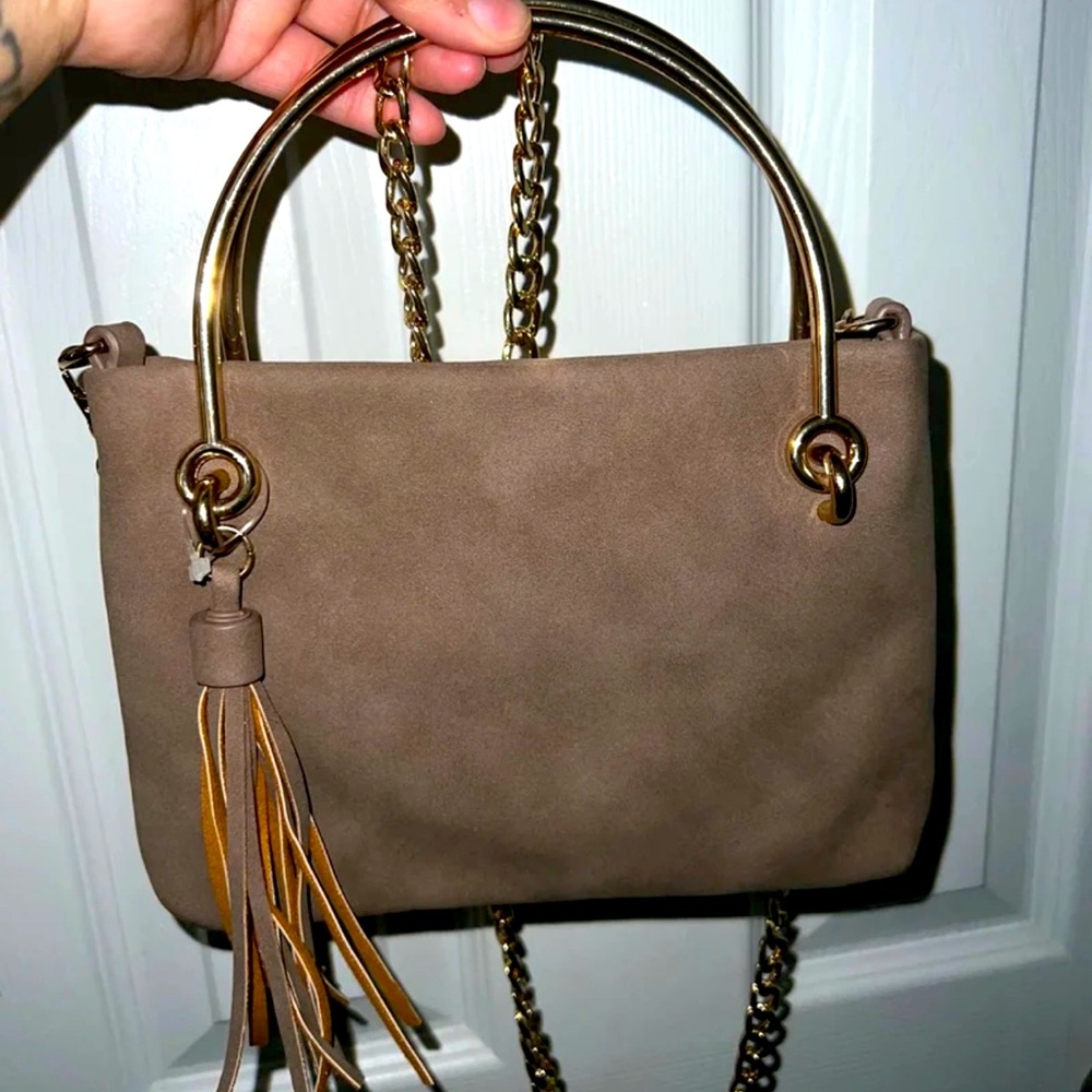 Hand bag